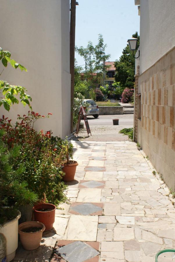 Hotel Agni -Enoikiazomena Diamerizmata Kallithea  Экстерьер фото