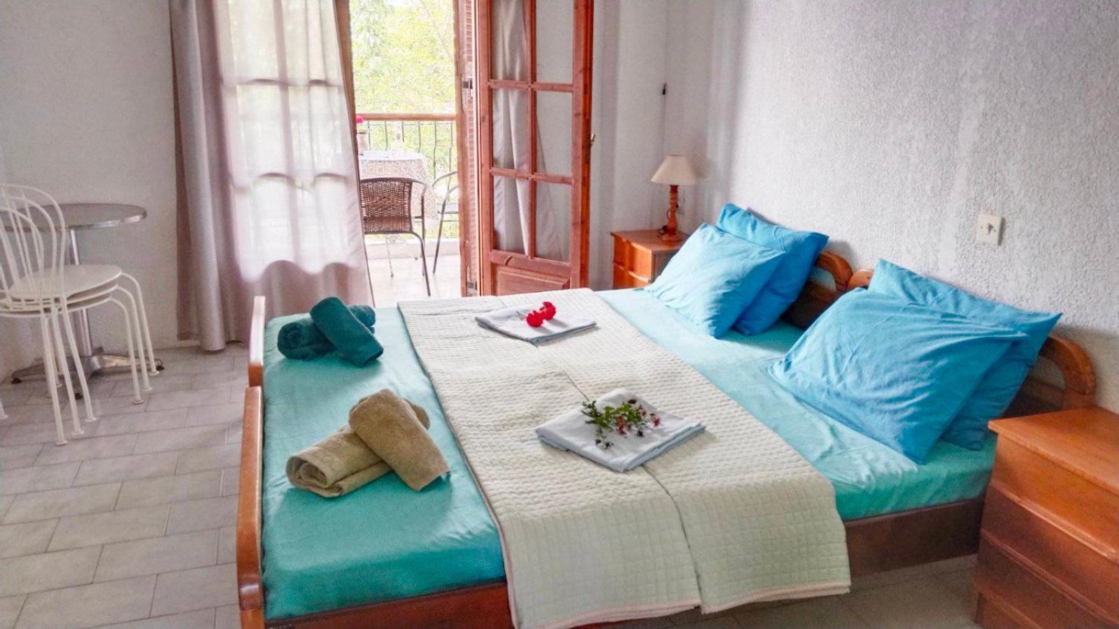 Hotel Agni -Enoikiazomena Diamerizmata Kallithea  Экстерьер фото