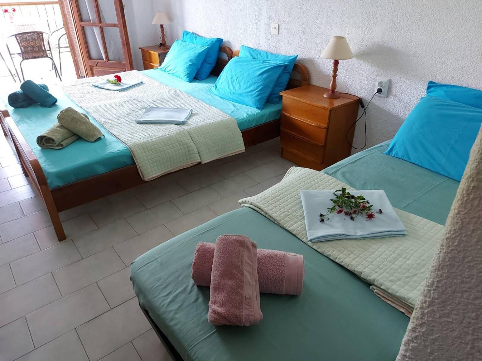 Hotel Agni -Enoikiazomena Diamerizmata Kallithea  Экстерьер фото